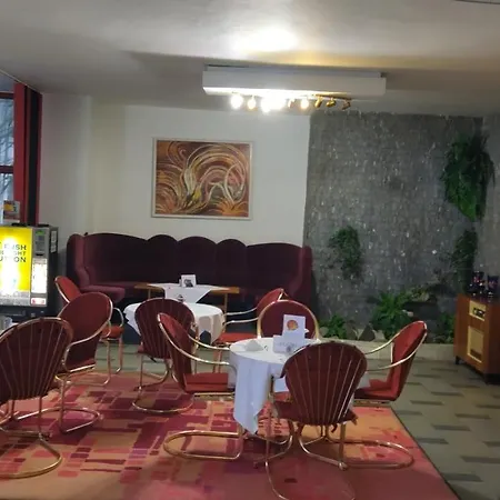 Hotel Apollo 3*