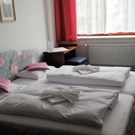 Hotel Apollo 3*